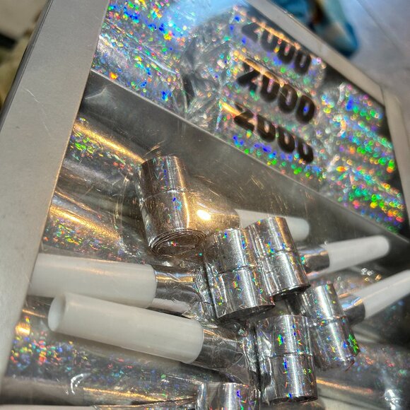 Y2K New Year’s Eve Crackers & Party Horns Set Silver Sparkle Year 2000 Theme New - Picture 6 of 6